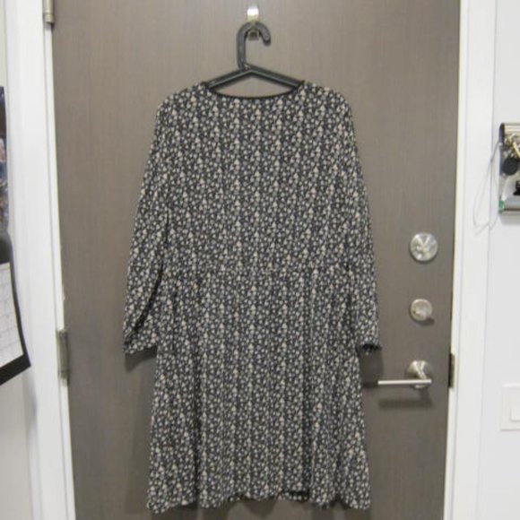 Ann Taylor LOFT A-Line Dress - Picture 4 of 5